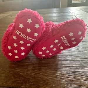 Robeez (hot pink)